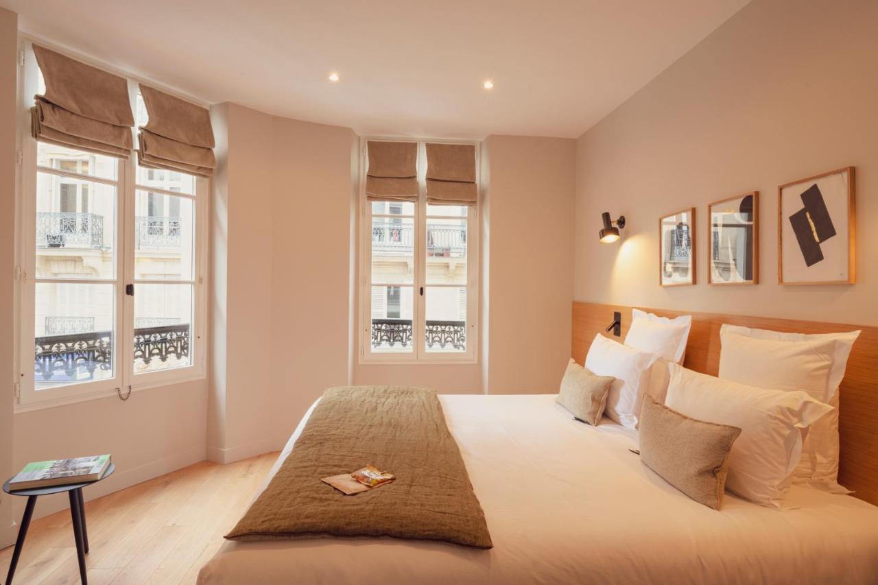 Tinah Paris, Champs Elysees Exterior photo